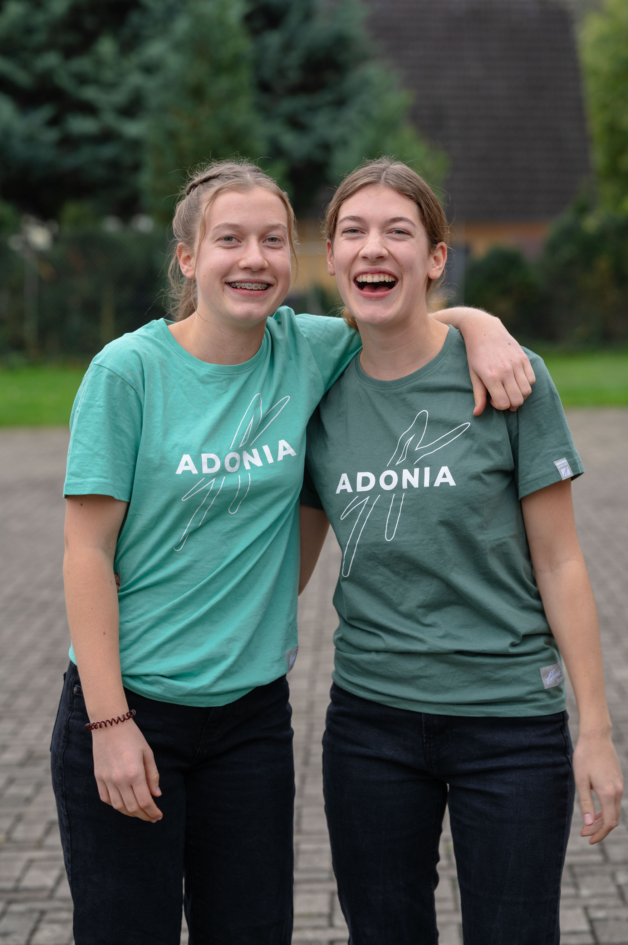 Adonia-Shirt ab 2025