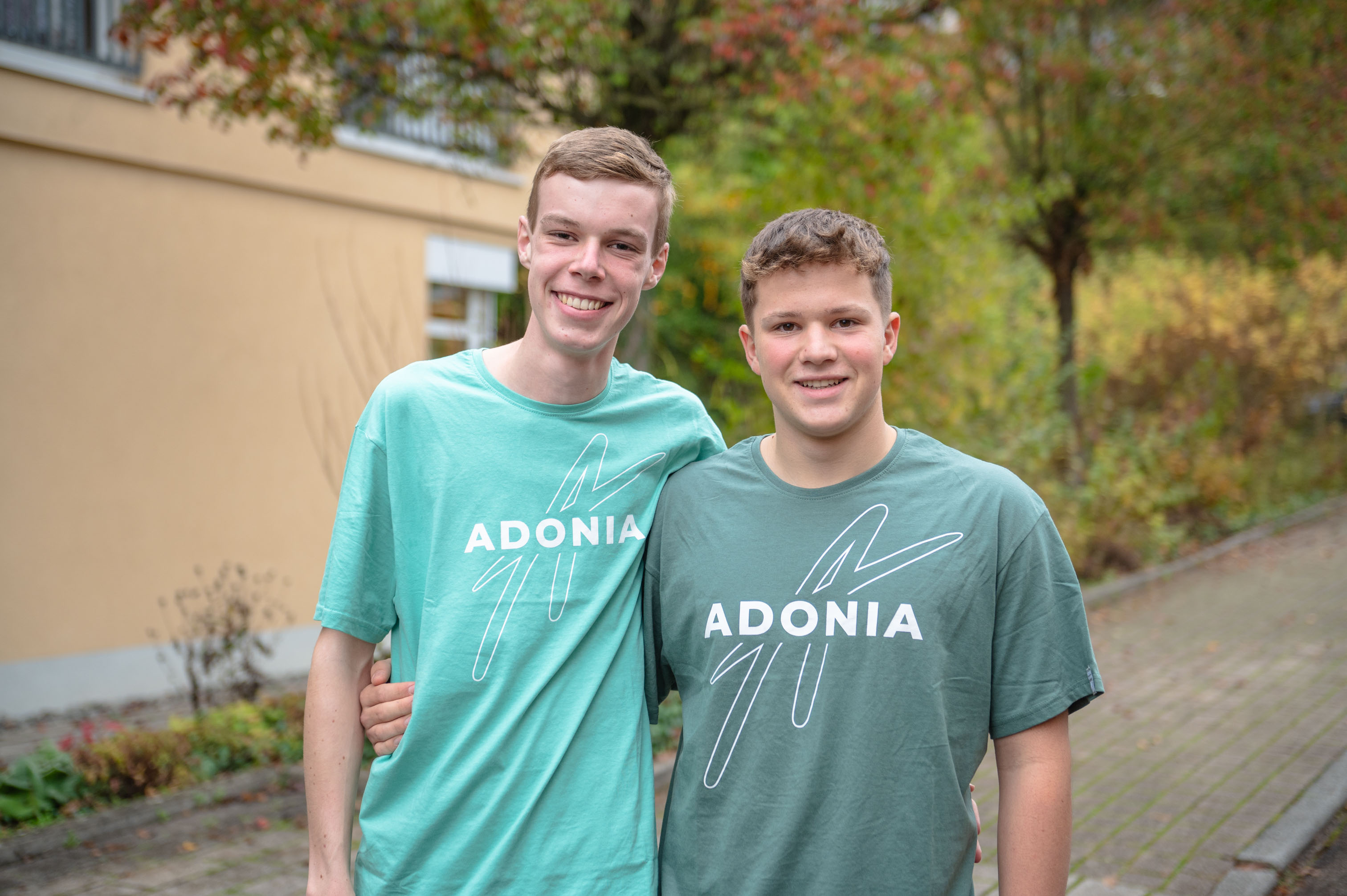 Adonia-Shirt ab 2025