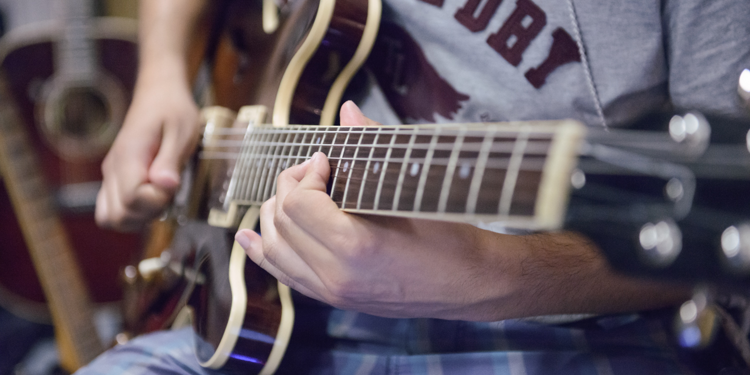 LIVE Unterricht Gitarre | Talentschule